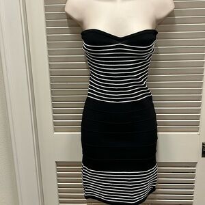 Bebe Black & White Strapless Dreess